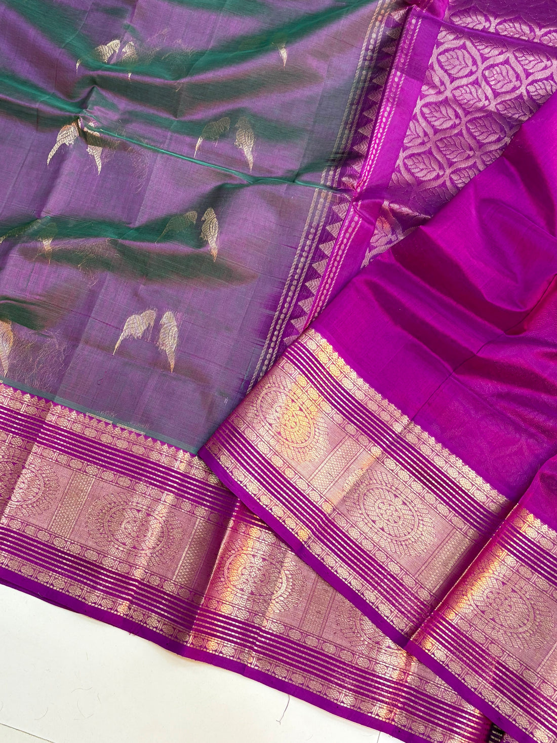 Vintage Handloom Mangalagiri Pattu Saree