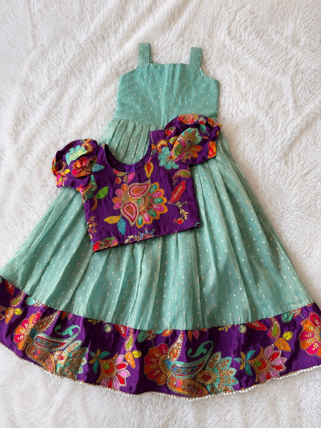 Saansi ~ Patty Wear Kids Gown