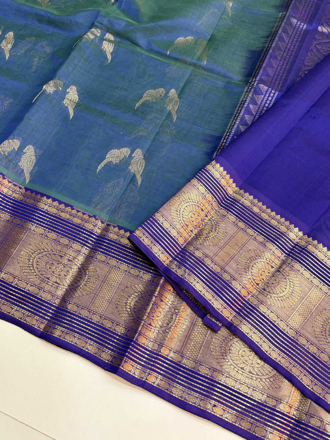 Handloom Vintage Mangalagiri Pattu