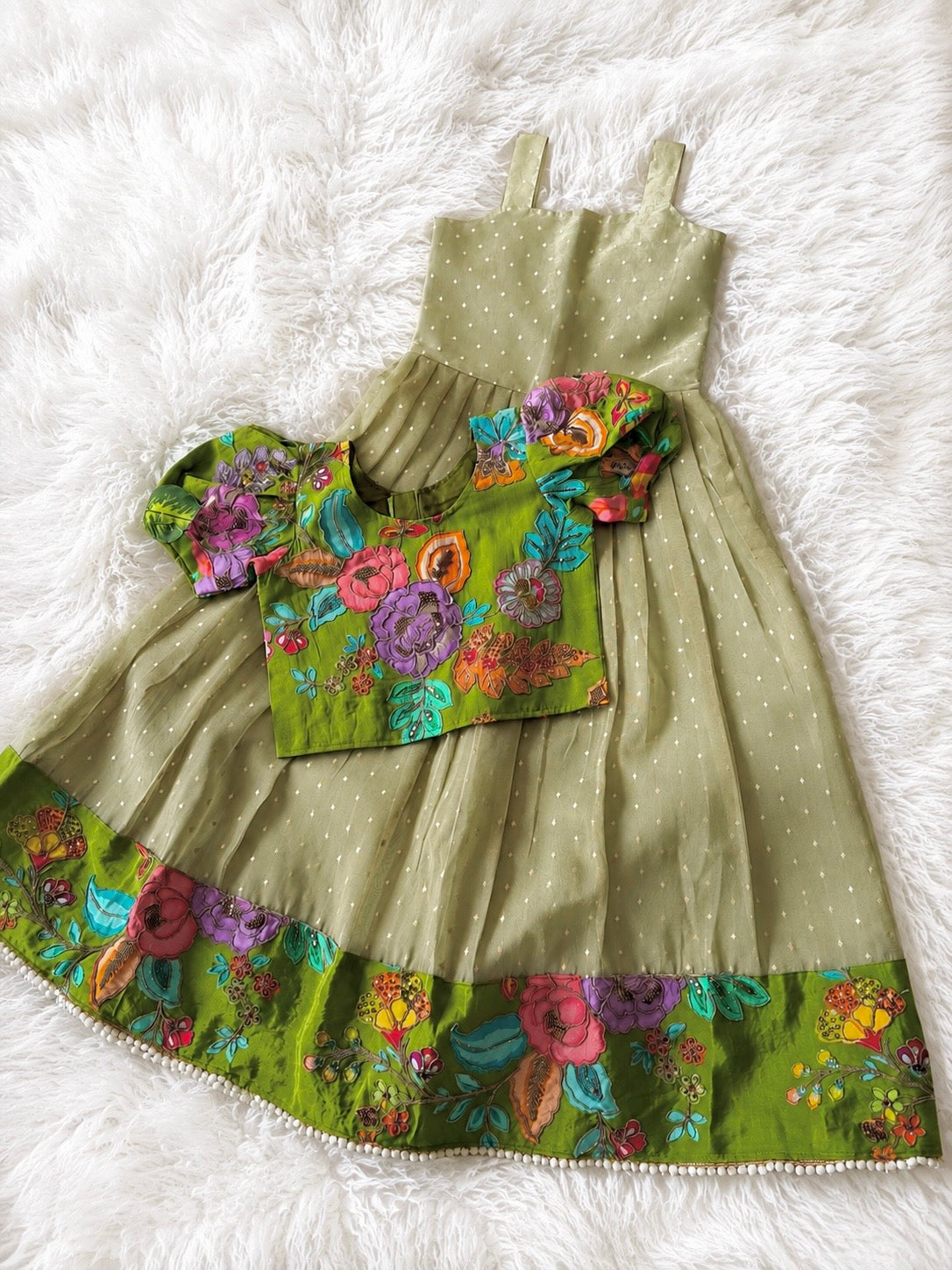 Saansi ~ Patty Wear Kids Gown