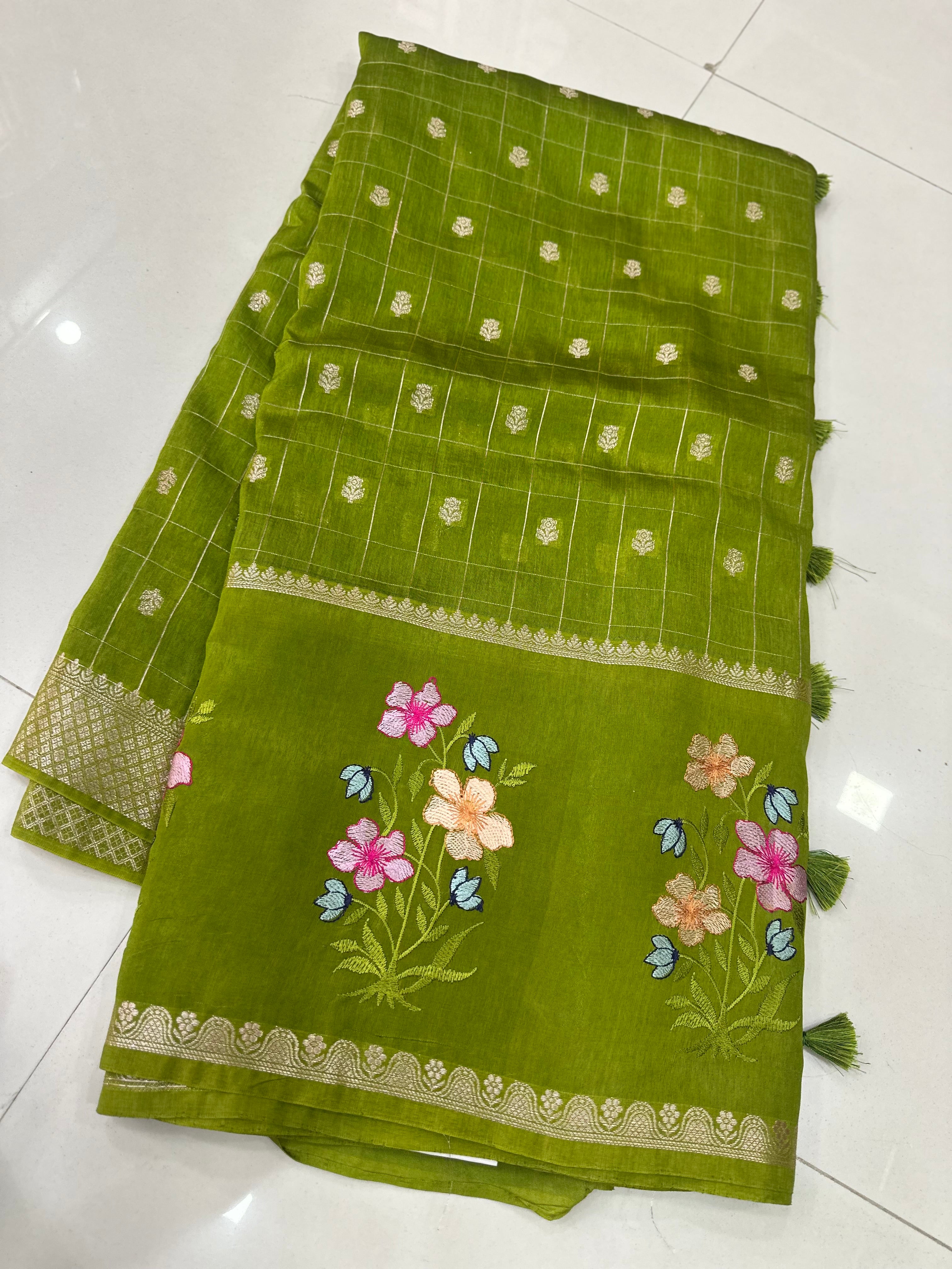 Green Silk Embroidery Gadwal Checks