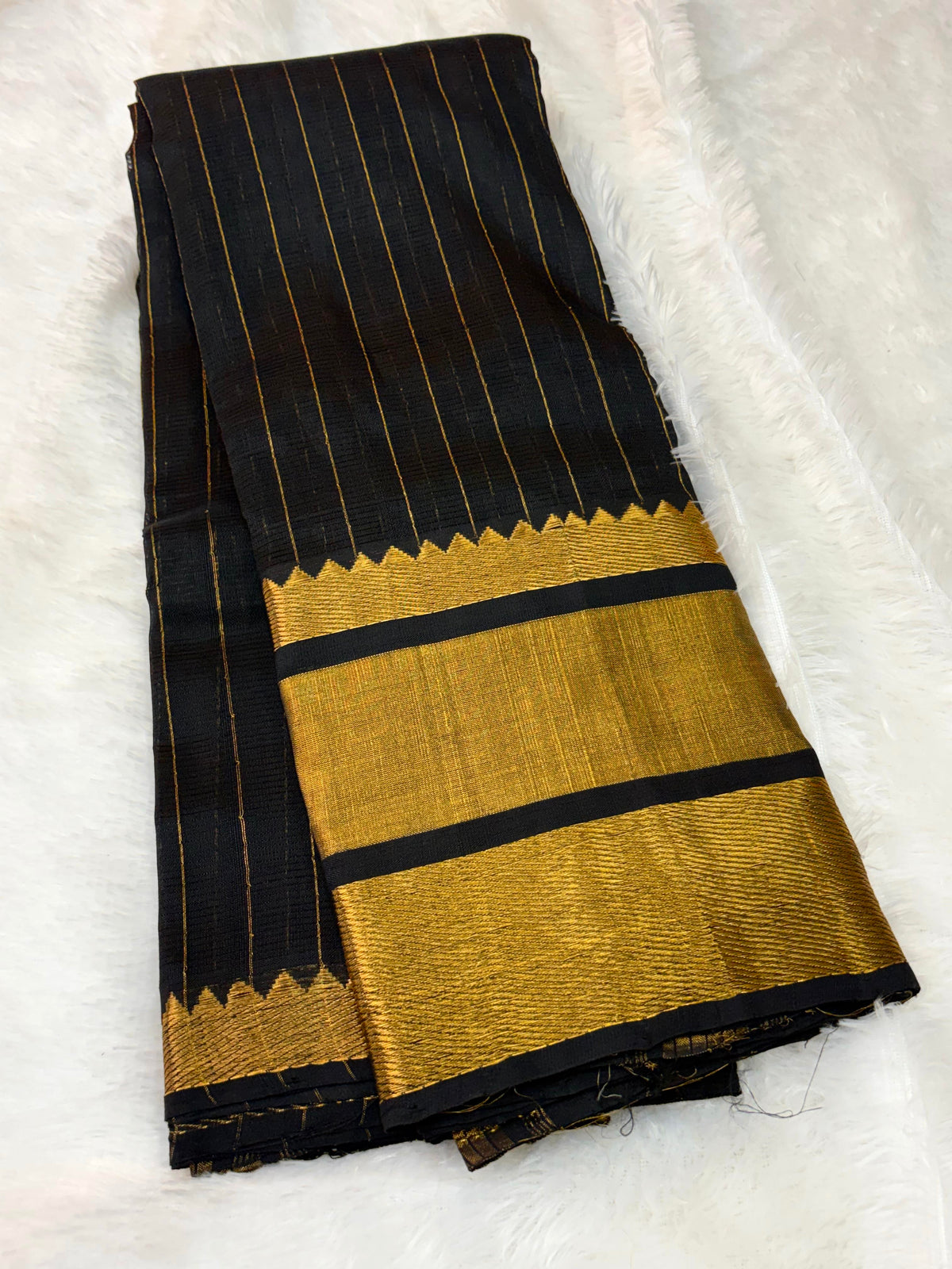 Handloom Mangalagiri Pattu Tissue Borders