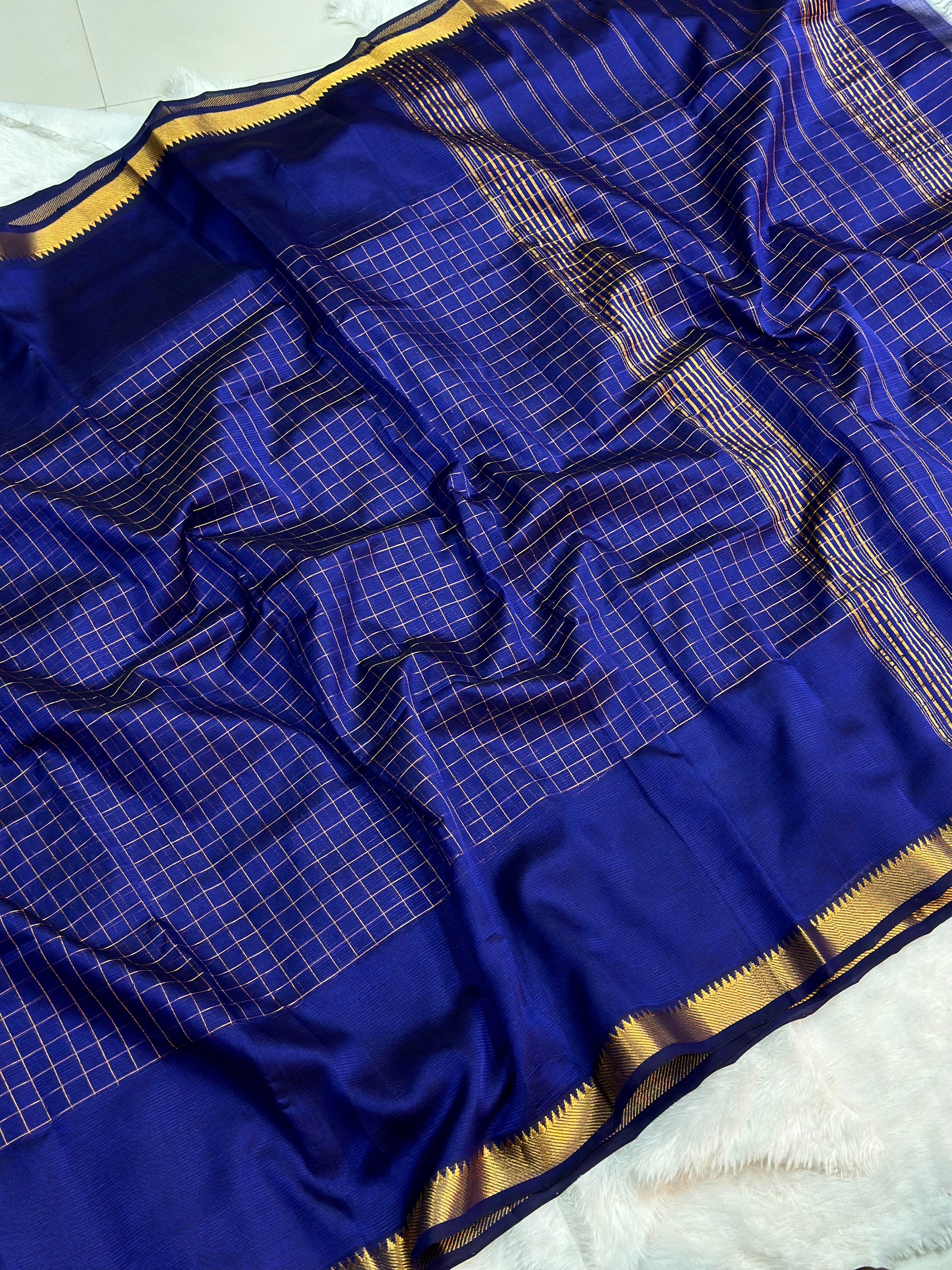 Neelam~ Handloom Mangalagiri Pattu