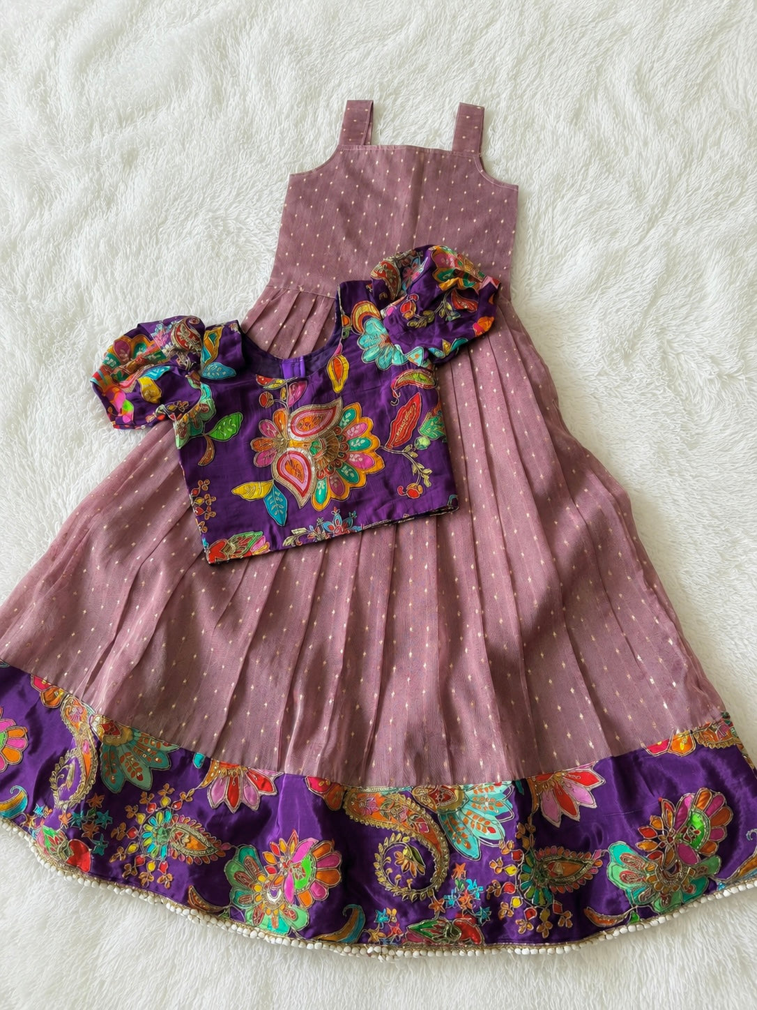 Saansi ~ Patty Wear Kids Gown
