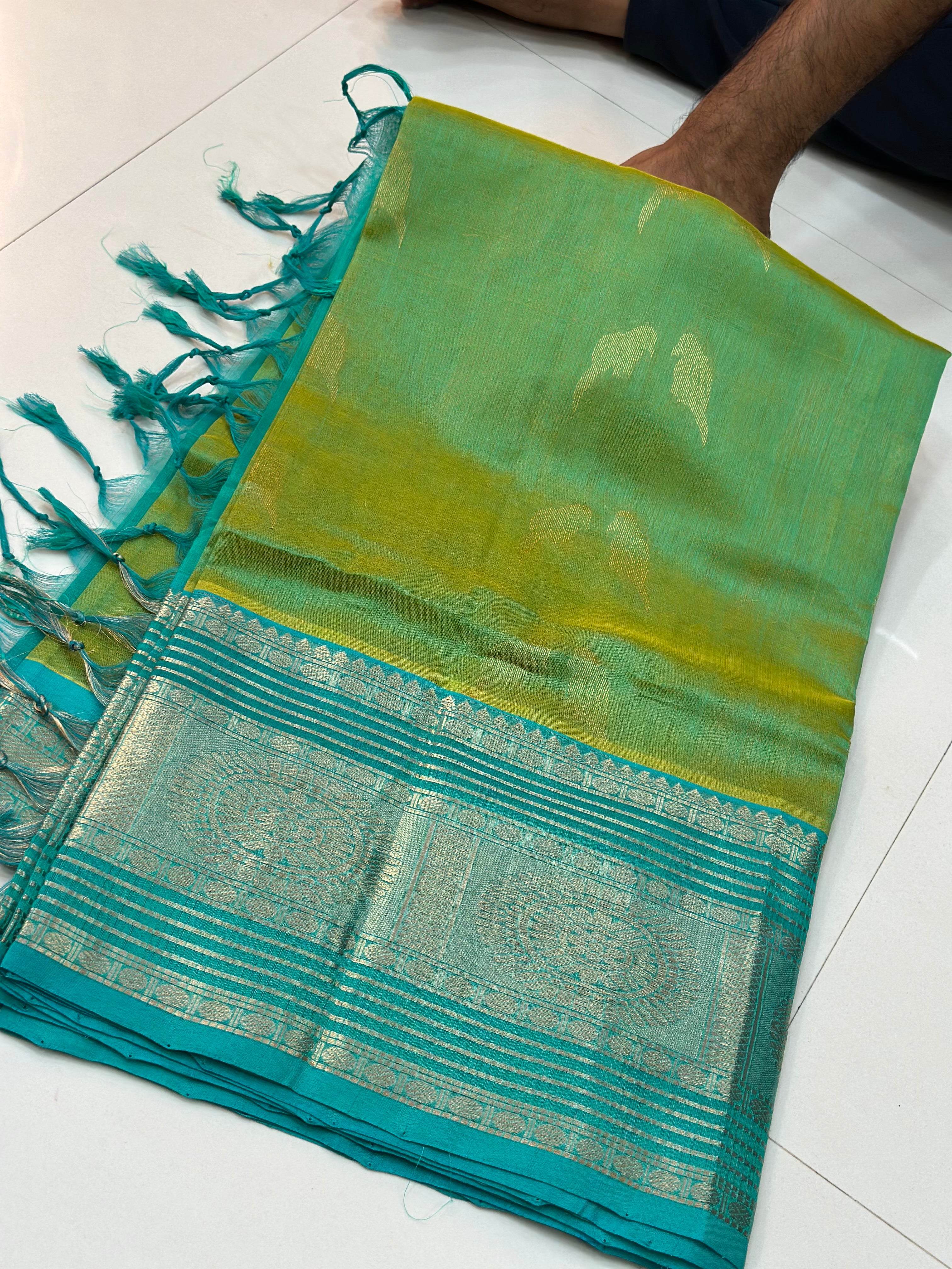 Pure Handloom Vintage Mangalagiri Pattu