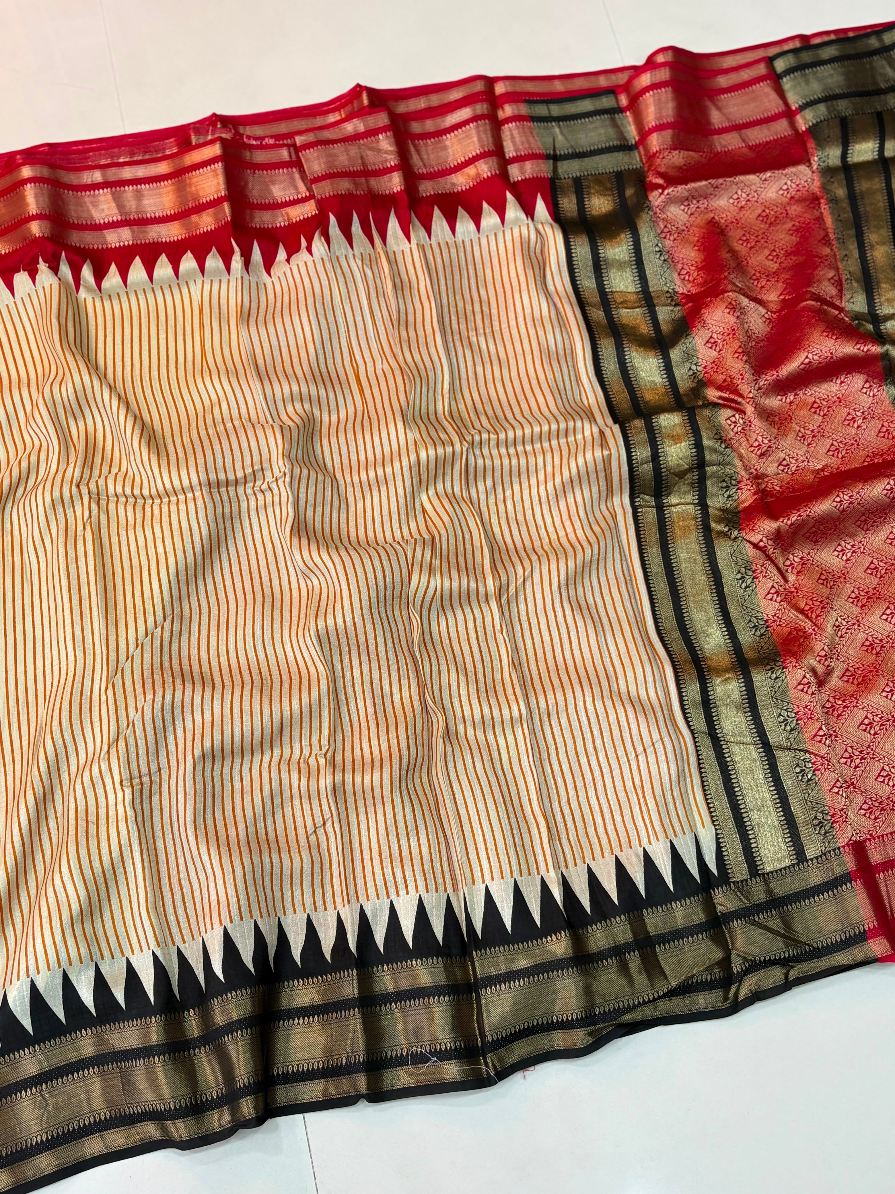 Vintage Ganga Jamuna Sarees