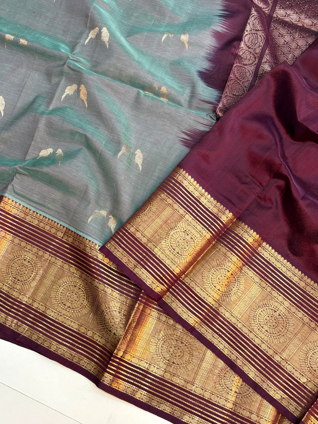 Vintage Handloom Mangalagiri Pattu Saree
