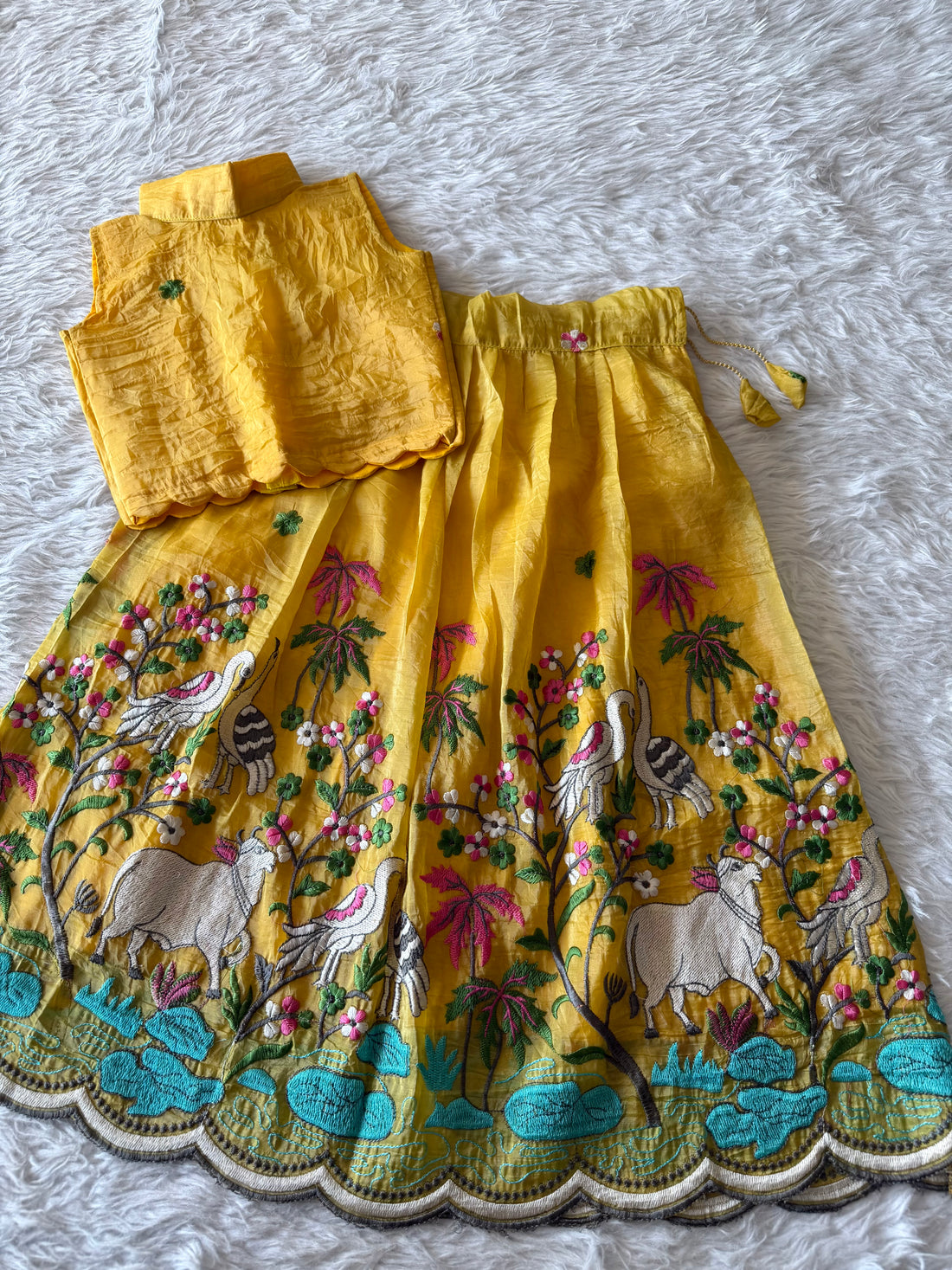 Kids Embriodery Lehenga