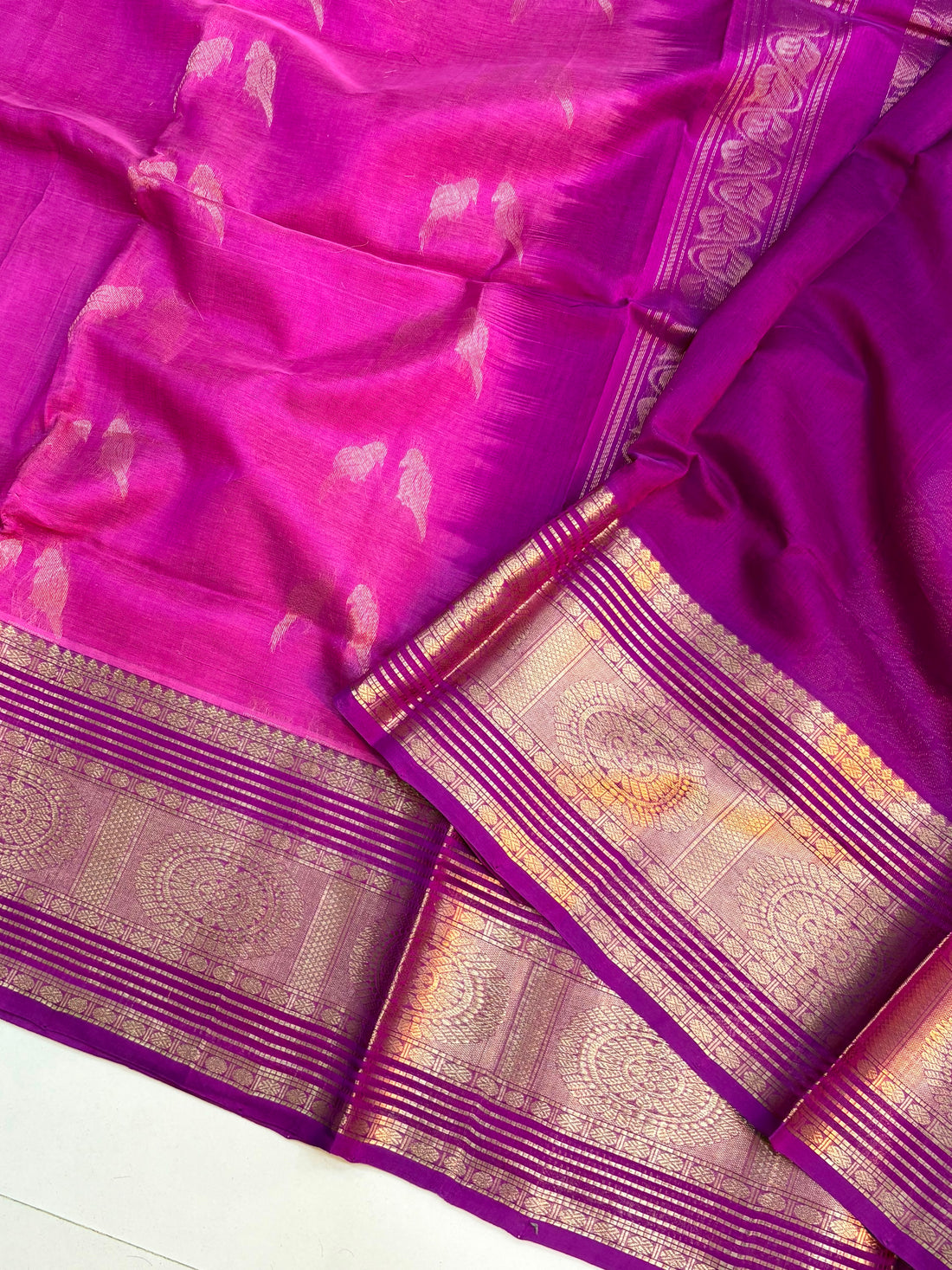 Vintage Handloom Mangalagiri Pattu Saree