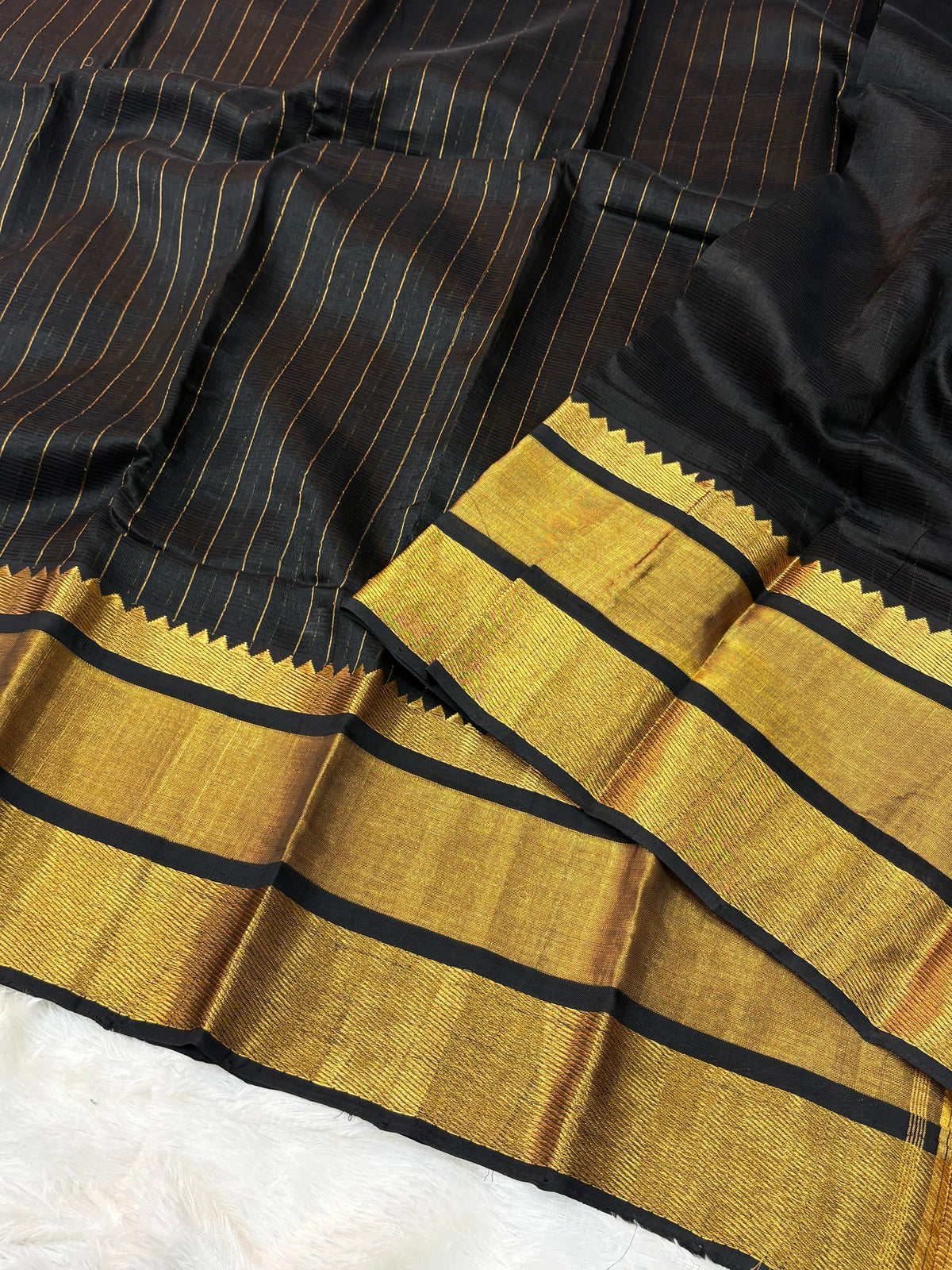 Handloom Mangalagiri Pattu Tissue Borders